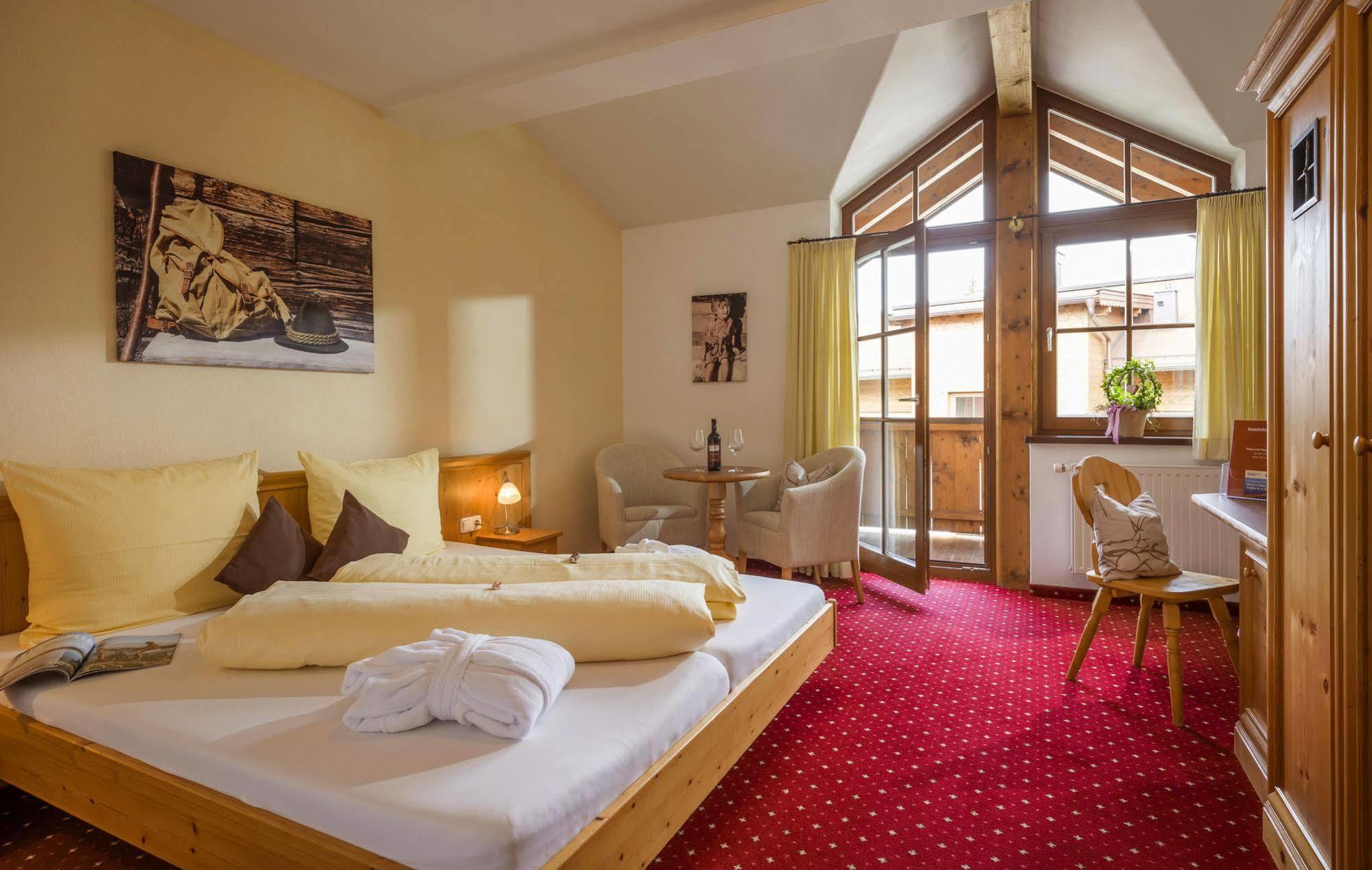 Hotel Reitlwirt Brixen im Thale Ngoại thất bức ảnh