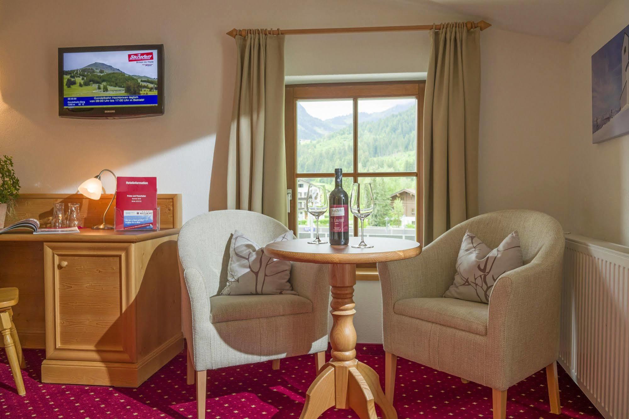 Hotel Reitlwirt Brixen im Thale Ngoại thất bức ảnh