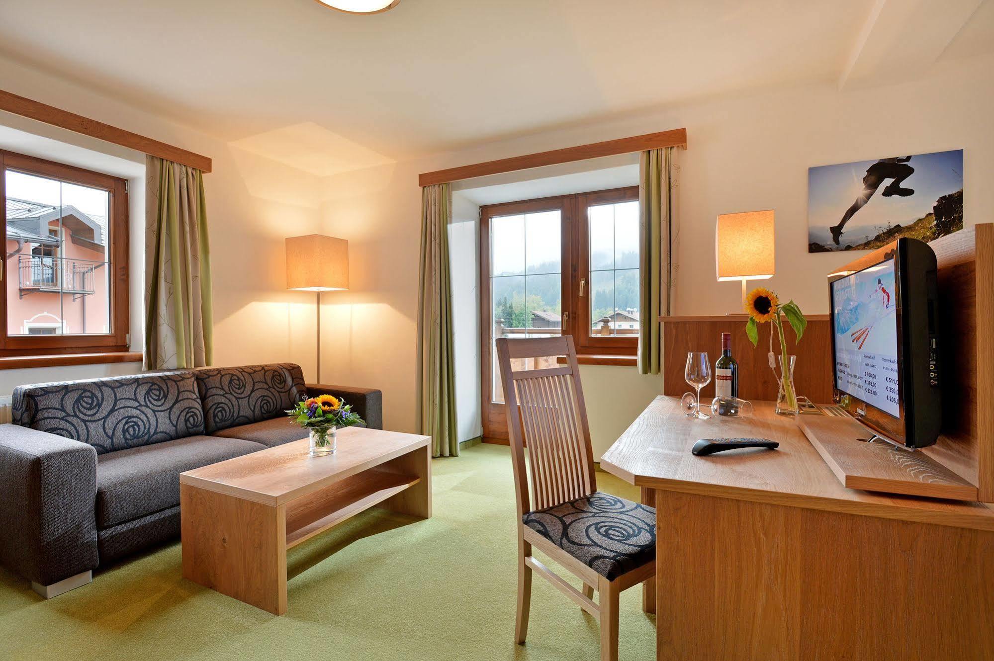 Hotel Reitlwirt Brixen im Thale Ngoại thất bức ảnh