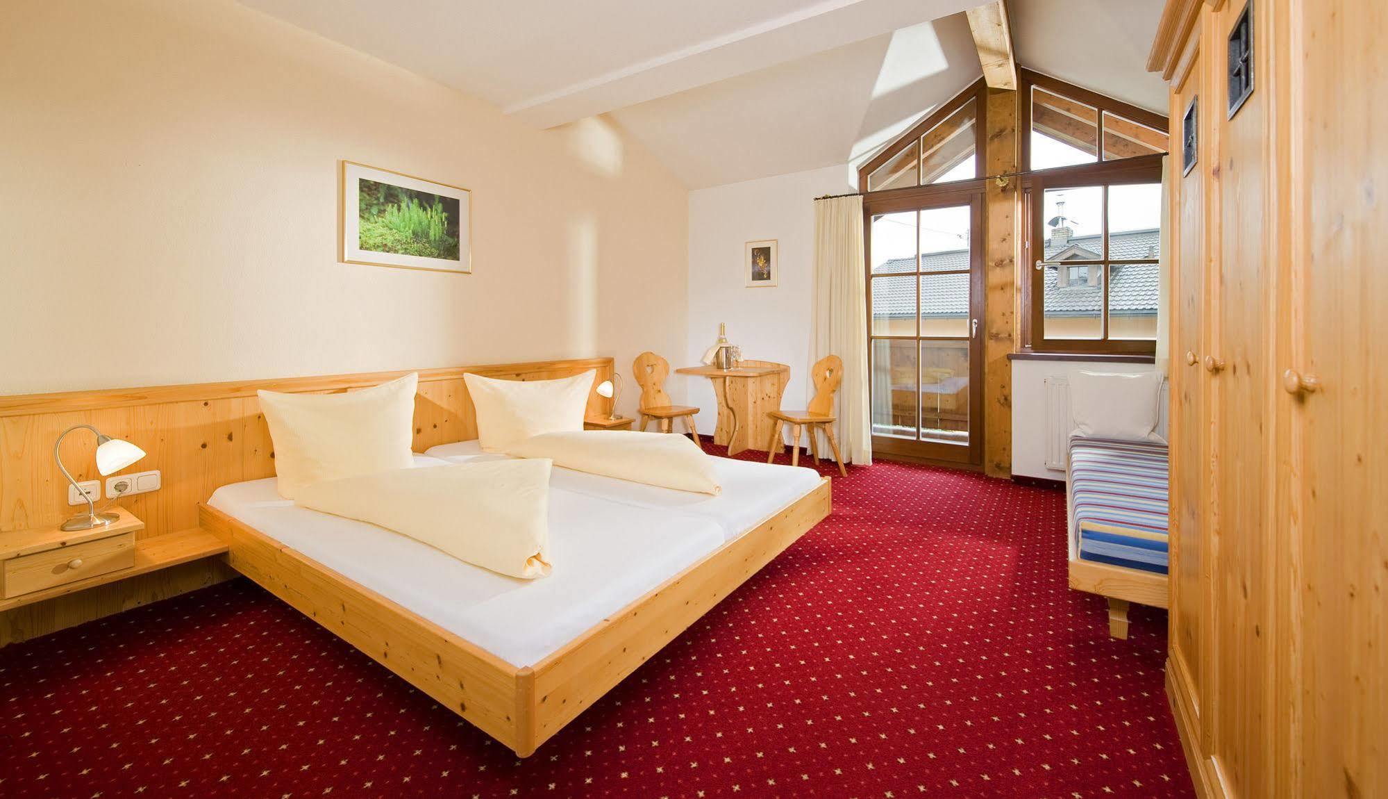 Hotel Reitlwirt Brixen im Thale Ngoại thất bức ảnh